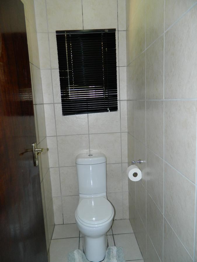 Guest House Gabby Klerksdorp Kültér fotó