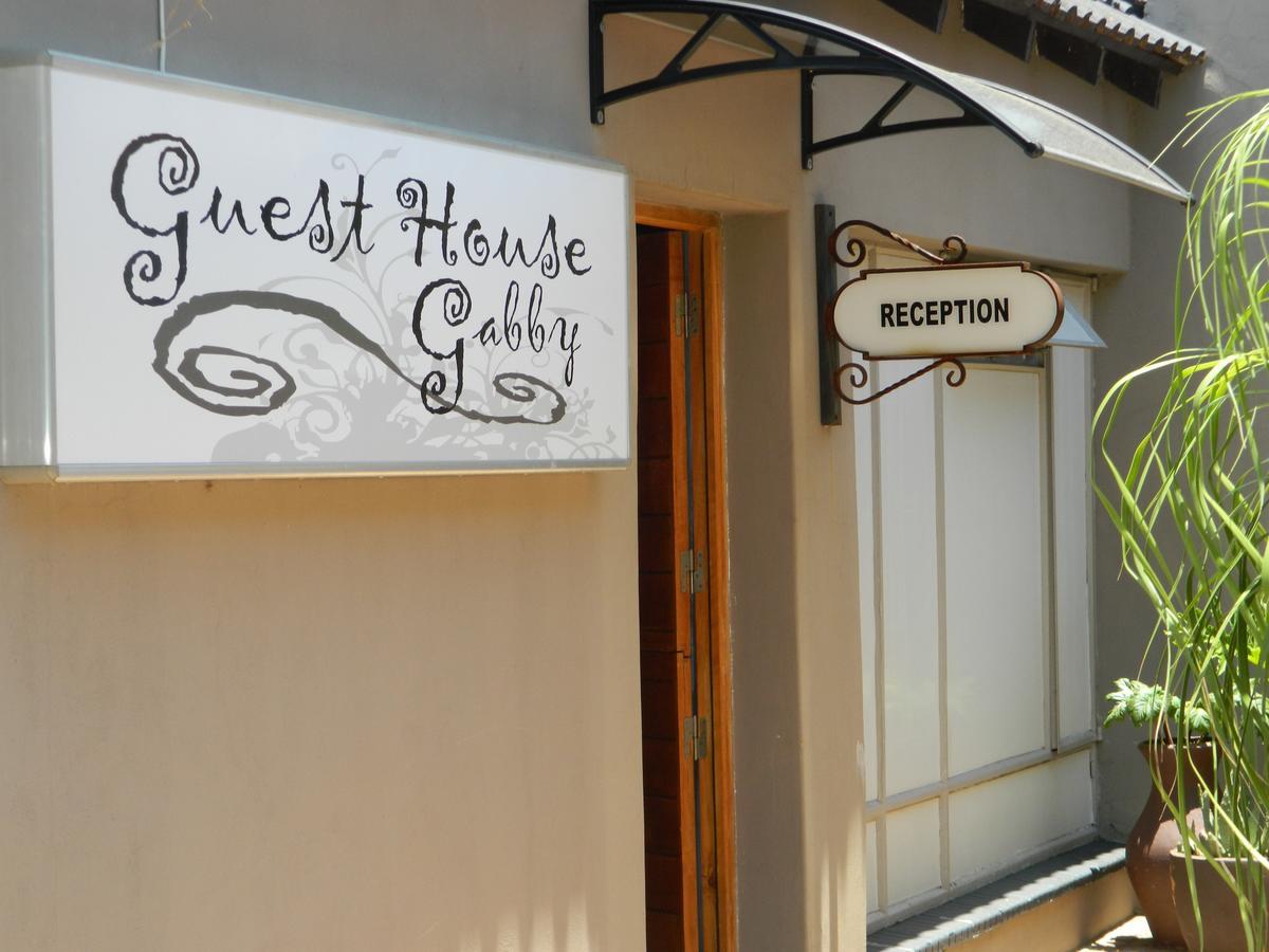 Guest House Gabby Klerksdorp Kültér fotó